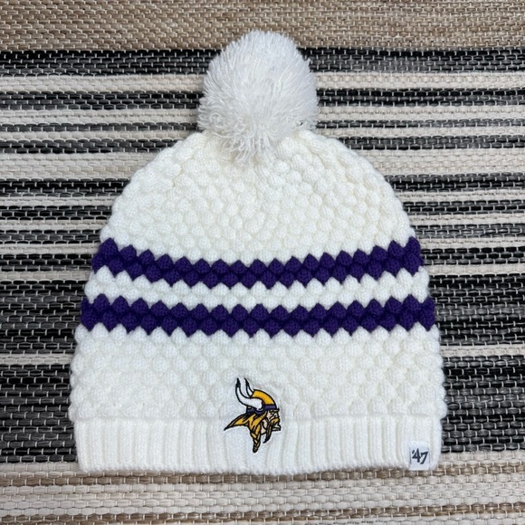 NFL Team Apparel 47 Brand Minnesota Vikings Football Pom Beanie Ivory Purple - Picture 1 of 7